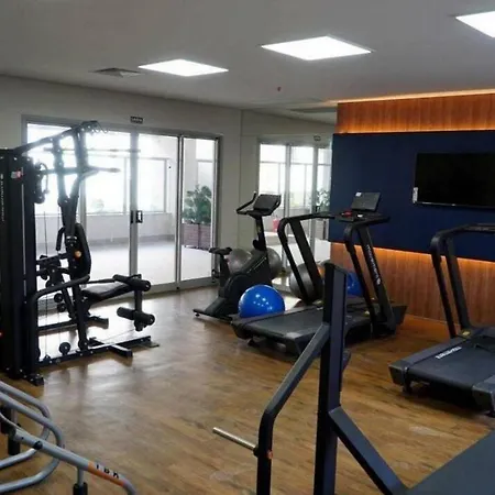Apê moderno com varanda, piscina e academia-3